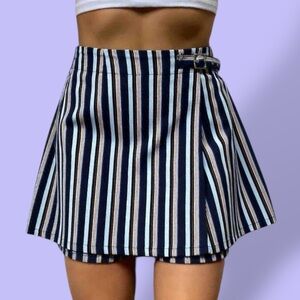 1980s Touché Vintage Striped Navy Blue A-Line Mini Skort